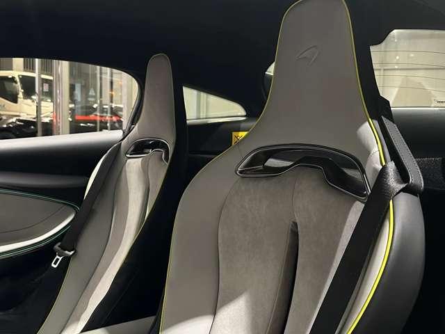 アルトゥーラ 　認定中古車　右Ｈ　ヴィジョン　スポエキ（4枚目）