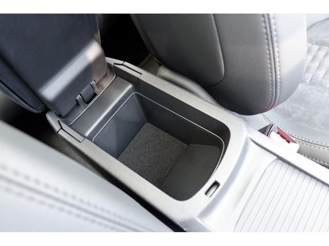 SW ロードトリップ ブルーHDi 認定中古車/ステーションワゴン/ROADTRIP BlueHDi/ACC/LEDライト/Apple CarPlay Android Auto(33枚目)