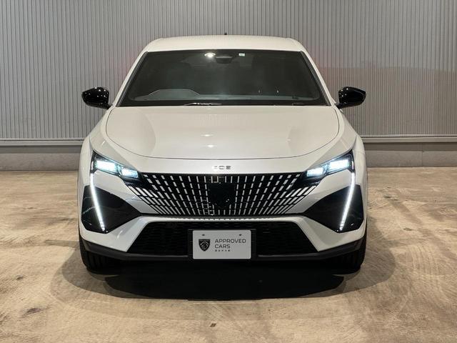 ４０８ ＧＴ　新車保証継承／電動テールゲート／当店試乗車／ディスプレイミラー／ナビ付／フロントシートヒーター／フロントパワーシート（3枚目）