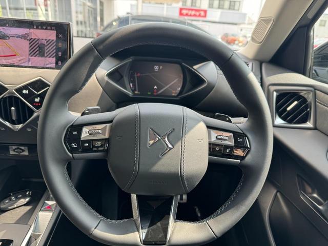 ＤＳ３ オペラ　ブルーＨＤｉ　禁煙車／ＡＣＣ／衝突軽減Ｂ／ＡｐｐｌｅＣａｒＰｌａｙ／ＡｎｄｒｏｉｄＡｕｔｏ／ナビ／Ｆ＆Ｂ＆３６０度カメラ／車線逸脱警告／シートＨ／Ｐシート／ＬＥＤヘッドライト／Ｂｌｕｅｔｏｏｔｈ（15枚目）