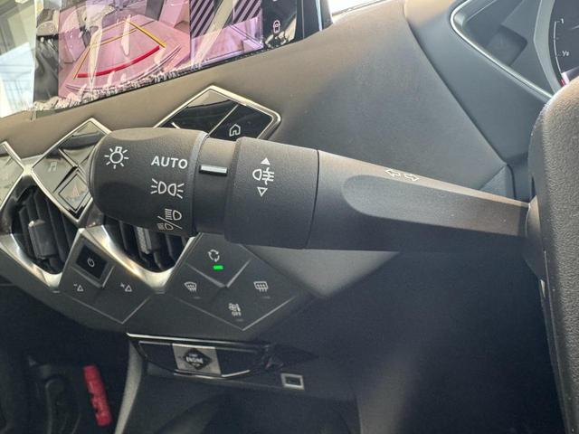 ＤＳ３ オペラ　ブルーＨＤｉ　禁煙車／ＡＣＣ／衝突軽減Ｂ／ＡｐｐｌｅＣａｒＰｌａｙ／ＡｎｄｒｏｉｄＡｕｔｏ／ナビ／Ｆ＆Ｂ＆３６０度カメラ／車線逸脱警告／シートＨ／Ｐシート／ＬＥＤヘッドライト／Ｂｌｕｅｔｏｏｔｈ（20枚目）