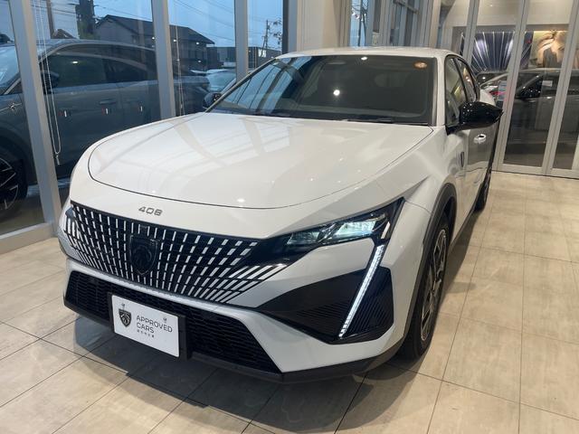 ４０８ ＧＴハイブリッド　新車保証継承／元試乗車／全方位カメラ／純正ナビ／ＡＣＣ／ドライブアシスト／フロント電動シート／シートヒーター／ステアリングヒーター／３Ｄ液晶メーター／アップルカープレイ・アンドロイドオート対応（8枚目）