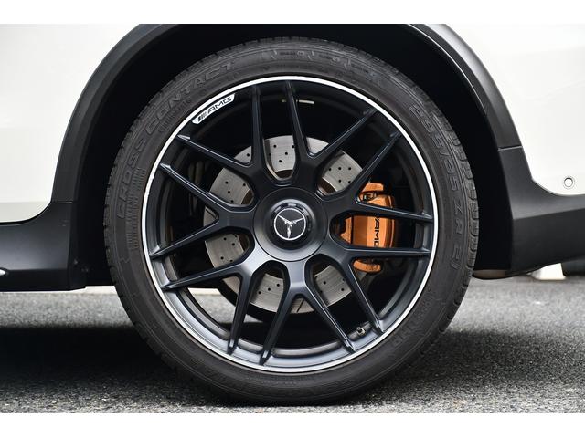 GLC GLC63 S 4マチック+ AMGパフォーマンスPKG コンフォートPKG カーボンセラミックブレーキ AMGパフォーマンスエグゾースト AMG RIDE CONTROL+ パノラミックスライディングルーフ AMG21インチAW(7枚目)