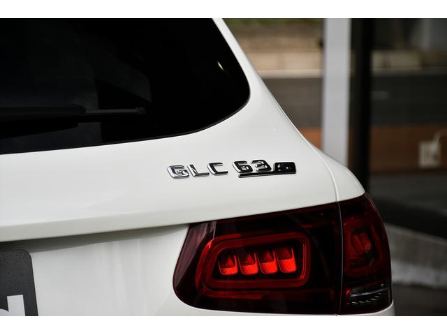 GLC GLC63 S 4マチック+ AMGパフォーマンスPKG コンフォートPKG カーボンセラミックブレーキ AMGパフォーマンスエグゾースト AMG RIDE CONTROL+ パノラミックスライディングルーフ AMG21インチAW(10枚目)