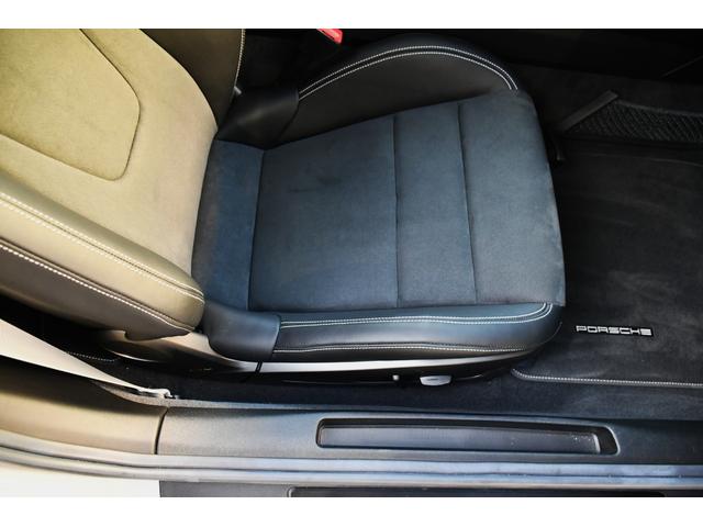 911 911カレラ4GTS スポーツクロノパッケージ フロントリフター マルチファンクションGTステアリング GTSインテイアPKG BOSEサウンド LEDマトリックスヘッドライト ライトデザインPKG ステアリングヒーター(16枚目)