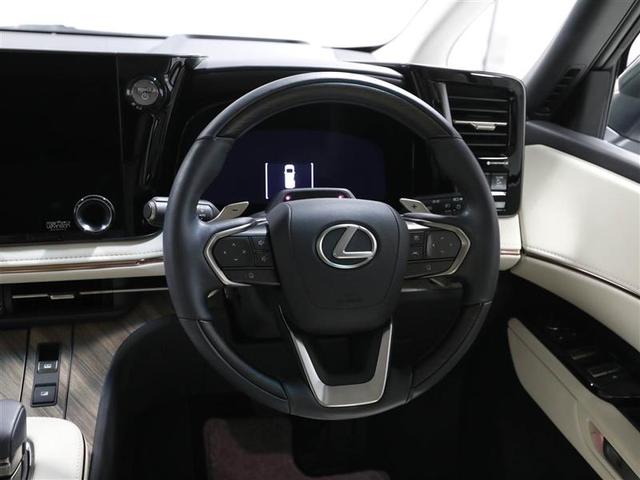 ＬＭ ＬＭ５００ｈ　エグゼクティブ　レクサス認定中古車ＣＰＯ　ソリスホワイト前席セミアニリン本革　後席Ｌ－ＡＮＩＬＩＮＥ本革（7枚目）