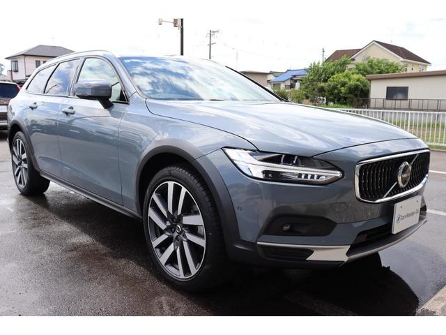 Ｖ９０ クロスカントリー　Ｂ６　ＡＷＤ　プロ　リアエアサスペンション　Ｂｏｗｅｒｓ＆Ｗｉｌｋｉｎｓ　２０２２年モデル　パノラマガラスサンルーフ　新車保証継承　スレートレザー　Ｇｏｏｇｌｅマップ　Ｇｏｏｇｌｅアシスト／Ｐｌａｙ　前後シートヒーター（52枚目）