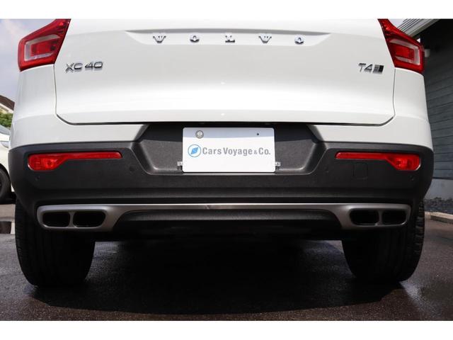 �A�N�Z�T���[�����̃G�N�X�e���A�X�^�C�����O�L�b�g����������Ă��܂��B�t�����g�^���A�X�L�b�h�v���[�g�A�h�A���[���f�B���O�̉������X�e�����X�X�`�[�����Ńp���t���Ȉ�ۂ�^���Ă���܂��B