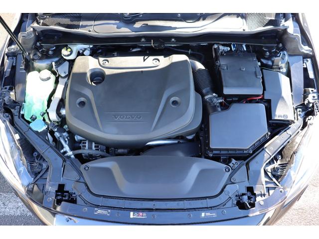 Ｖ４０ Ｄ４　インスクリプション　ポールスターパフォーマンスパーツ　エキゾーストパイプ　パフォーマンスシャシ　１９インチアルミホイール　ルーフスポイラーリップ　パフォーマンスソフトウェア　スポーツエアフィルター　黒革　ドラレコ（15枚目）