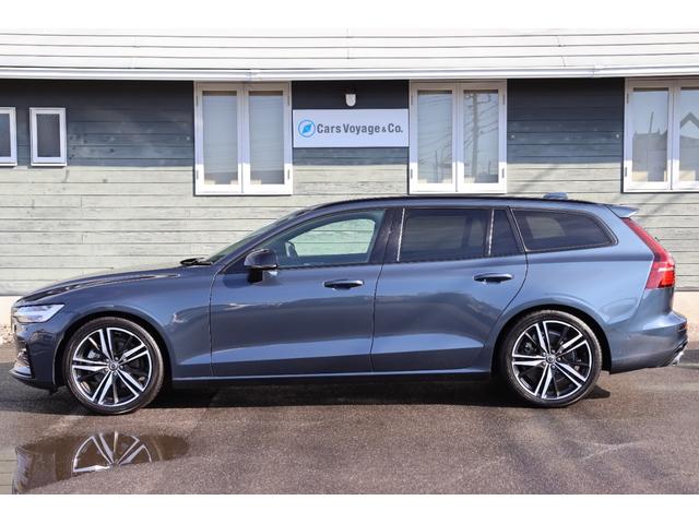 Ｖ６０ Ｂ５　Ｒデザイン　スポーツシート　スポーツサスペンション　Ｒ－ＤＥＳＩＧＮ専用スレートコンビネーションシート　ｈａｒｍａｎ／ｋａｒｄｏｎ　純正前後ドライブレコーダー　２０２５年製タイヤ　新車保証継承　前後シートヒーター（10枚目）