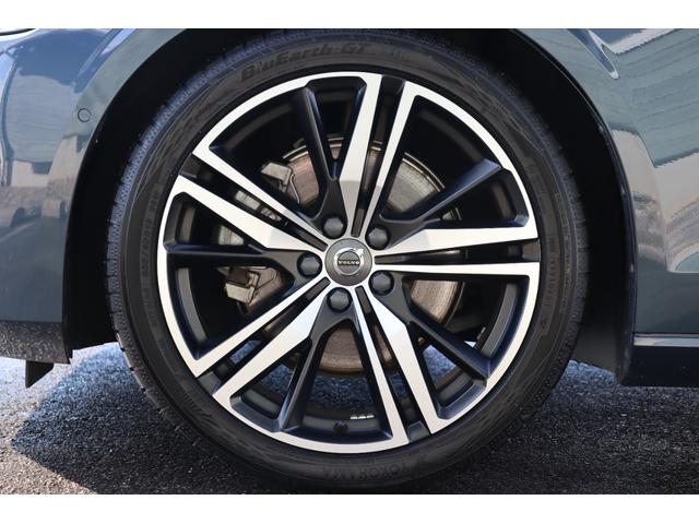 Ｖ６０ Ｂ５　Ｒデザイン　スポーツシート　スポーツサスペンション　Ｒ－ＤＥＳＩＧＮ専用スレートコンビネーションシート　ｈａｒｍａｎ／ｋａｒｄｏｎ　純正前後ドライブレコーダー　２０２５年製タイヤ　新車保証継承　前後シートヒーター（13枚目）