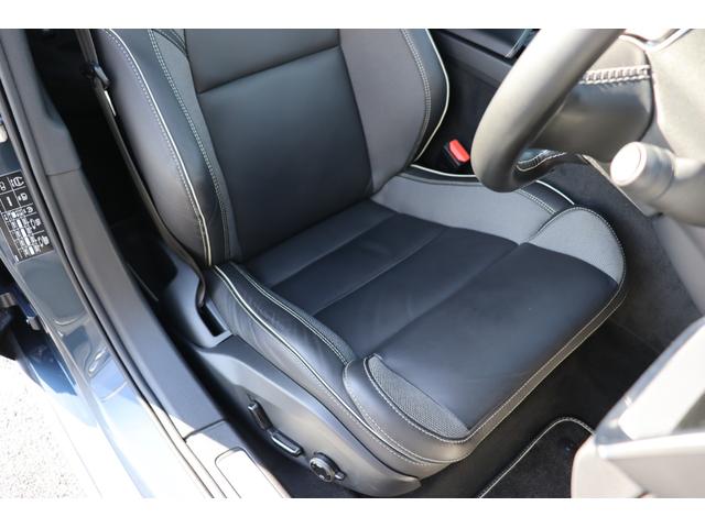 Ｖ６０ Ｂ５　Ｒデザイン　スポーツシート　スポーツサスペンション　Ｒ－ＤＥＳＩＧＮ専用スレートコンビネーションシート　ｈａｒｍａｎ／ｋａｒｄｏｎ　純正前後ドライブレコーダー　２０２５年製タイヤ　新車保証継承　前後シートヒーター（19枚目）