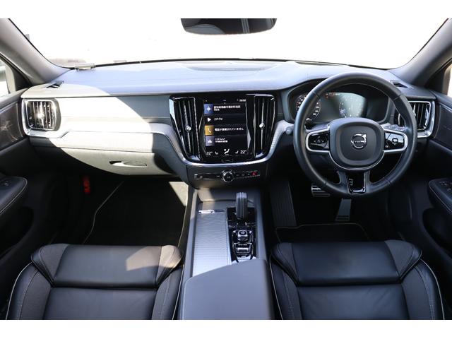 Ｖ６０ Ｂ５　Ｒデザイン　スポーツシート　スポーツサスペンション　Ｒ－ＤＥＳＩＧＮ専用スレートコンビネーションシート　ｈａｒｍａｎ／ｋａｒｄｏｎ　純正前後ドライブレコーダー　２０２５年製タイヤ　新車保証継承　前後シートヒーター（28枚目）