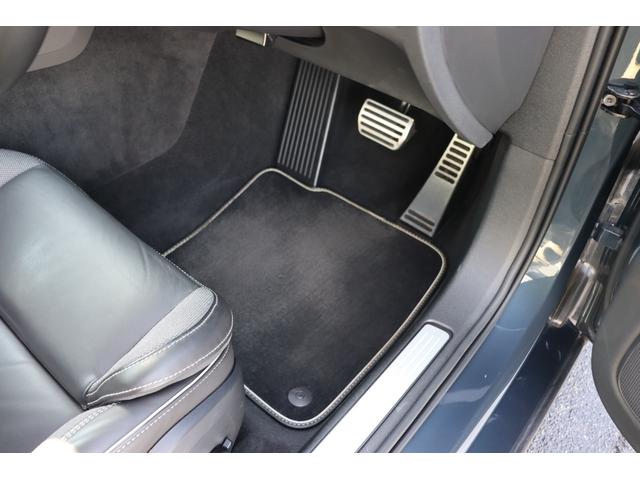 Ｖ６０ Ｂ５　Ｒデザイン　スポーツシート　スポーツサスペンション　Ｒ－ＤＥＳＩＧＮ専用スレートコンビネーションシート　ｈａｒｍａｎ／ｋａｒｄｏｎ　純正前後ドライブレコーダー　２０２５年製タイヤ　新車保証継承　前後シートヒーター（37枚目）