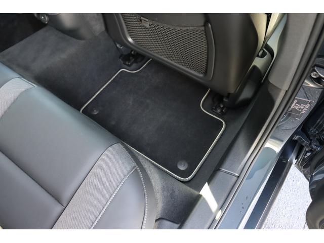 Ｖ６０ Ｂ５　Ｒデザイン　スポーツシート　スポーツサスペンション　Ｒ－ＤＥＳＩＧＮ専用スレートコンビネーションシート　ｈａｒｍａｎ／ｋａｒｄｏｎ　純正前後ドライブレコーダー　２０２５年製タイヤ　新車保証継承　前後シートヒーター（38枚目）