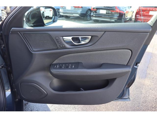 Ｖ６０ Ｂ５　Ｒデザイン　スポーツシート　スポーツサスペンション　Ｒ－ＤＥＳＩＧＮ専用スレートコンビネーションシート　ｈａｒｍａｎ／ｋａｒｄｏｎ　純正前後ドライブレコーダー　２０２５年製タイヤ　新車保証継承　前後シートヒーター（41枚目）