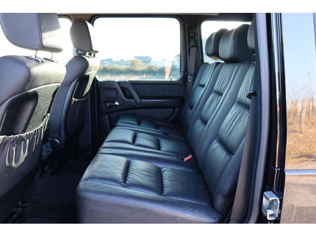 Ｇクラス Ｇ５００　ロング　スタッドレスタイヤセット付　ワンオーナー　ディーラー整備車　黒革　ＨＤＤナビ　バックカメラ　ＥＴＣ　純正１８インチ　シートヒーター　Ｂｌｕｅｔｏｏｔｈ　７人乗り　ラゲッジマット　背面スペアタイヤ（23枚目）