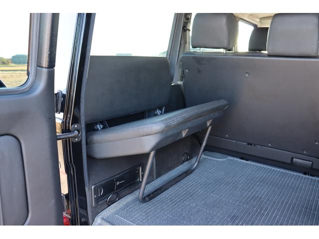 Ｇクラス Ｇ５００　ロング　スタッドレスタイヤセット付　ワンオーナー　ディーラー整備車　黒革　ＨＤＤナビ　バックカメラ　ＥＴＣ　純正１８インチ　シートヒーター　Ｂｌｕｅｔｏｏｔｈ　７人乗り　ラゲッジマット　背面スペアタイヤ（32枚目）