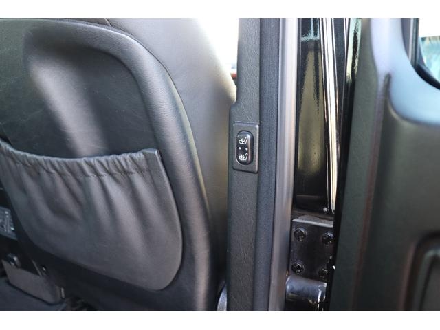Ｇクラス Ｇ５００　ロング　スタッドレスタイヤセット付　ワンオーナー　ディーラー整備車　黒革　ＨＤＤナビ　バックカメラ　ＥＴＣ　純正１８インチ　シートヒーター　Ｂｌｕｅｔｏｏｔｈ　７人乗り　ラゲッジマット　背面スペアタイヤ（41枚目）