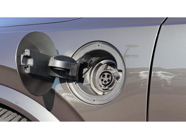 ＸＣ９０ リチャージ　ＰＨＶ　Ｔ８　ＡＷＤ　インスクリプション　エアサスペンション　パノラマガラスサンルーフ　２０２２年モデル　ｈａｒｍａｎ／ｋａｒｄｏｎ　マルーンブラウンレザー　前後ドラレコ　前後シートヒーター　フロアトレーセット　ロードライナー（32枚目）