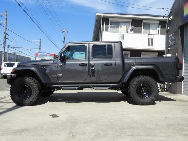 ジープ・グラディエーター ルビコン　４ＷＤ　正規ディーラー車（2枚目）