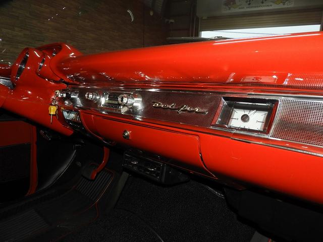 シボレーベルエア ベースグレード ハードトップ・マタドールレッド・ゴールドエンブレム(14枚目)