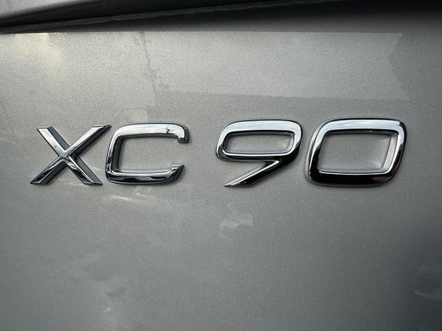 ＸＣ９０ プラス　Ｂ５　ＡＷＤ　登録済未使用車　Ｇｏｏｇｌｅ搭載　３６０度ビューモニター　全車速追従クルーズコントロール　パイロットアシスト　レザーシート（9枚目）