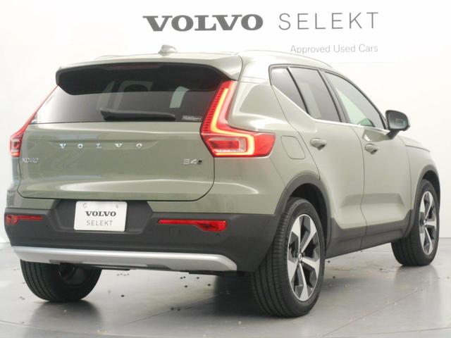 ボルボ XC40 ウルトラ B4 AWD Googleナビ 前車 ボルボ XC40 ウルトラ B4 AWD Googleナビ 前車
