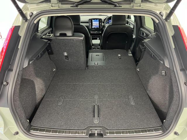 ボルボ XC40 ウルトラ B4 AWD Googleナビ 前車 ボルボ XC40 ウルトラ B4 AWD Googleナビ 前車