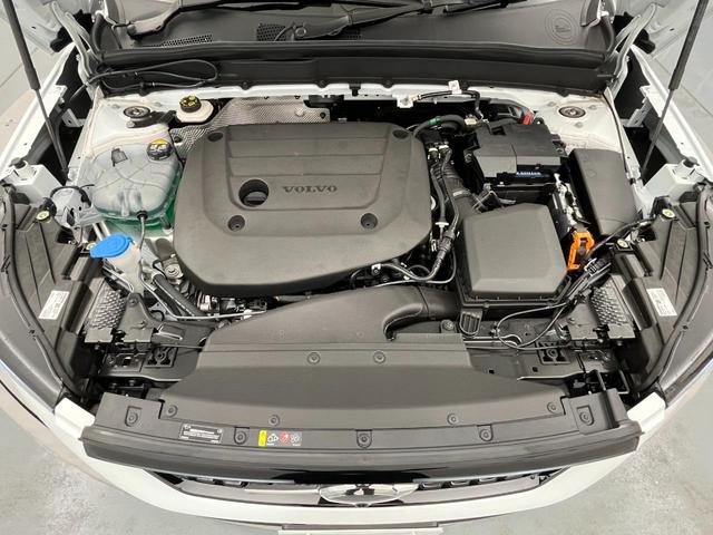 ＸＣ４０ ウルトラ　Ｂ４　ＡＷＤ　ダークエディション　Ｇｏｏｇｌｅナビ　アダプティブクルーズコントロール　１９インチＡＷ　チルトアップ機構付きガラス・サンルーフ　ピクセルＬＥＤヘッドライト　ＥＴＣ車載器（51枚目）