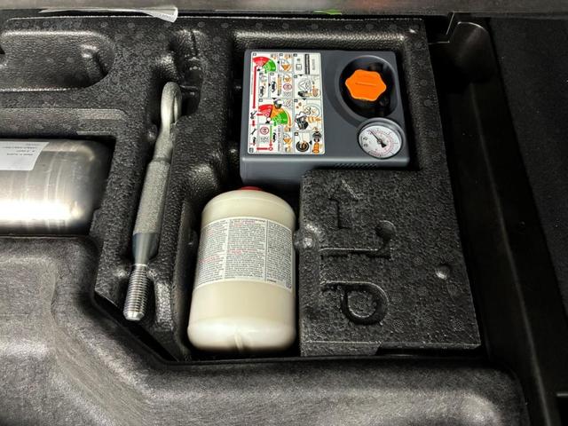 ＸＣ６０ アルティメット　Ｂ５　ＡＷＤ　Ｇｏｏｇｌｅインフォテイメントシステム　Ｂｏｗｅｒｓ＆Ｗｉｌｌｋｉｎｓプレミアムサウンドシステム　ヘッドアップディスプレイ　ワイヤレススマートフォンチャージ（49枚目）