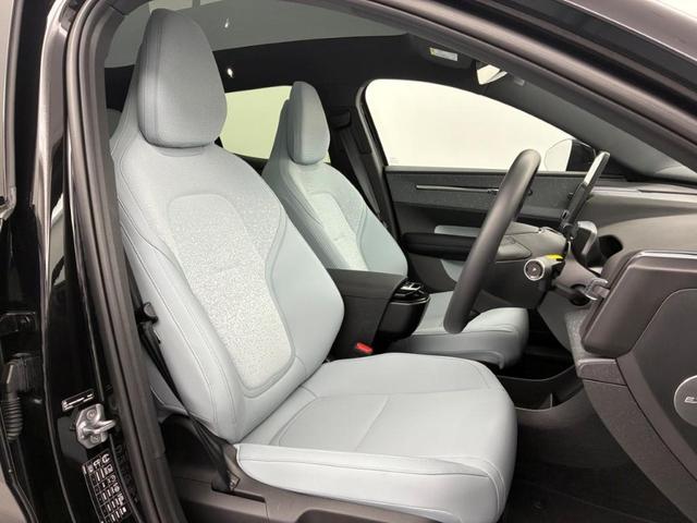 ＥＸ３０ ウルトラシングルモーター　エクステンデッドレンジ　Ｇｏｏｇｌｅインフォテイメントシステム　ｈａｒｍａｎ／ｋａｒｄｏｎプレミアムサウンドシステム　アダプティブクルーズコントロール　パノラマガラスサンルーフ　前後ドライブレコーダー（19枚目）