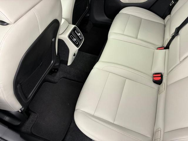 XC40 ウルトラ B4 AWD Googleインフォテイメントシステム harman/kardonプレミアムサウンドシステム アダプティブクルーズコントロール ピクセルLEDヘッドライト ワイヤレススマートフォンチャージ(20枚目)