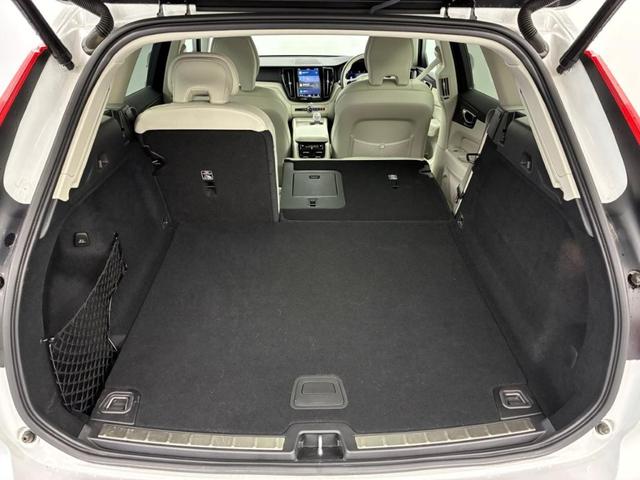 XC60 アルティメット B5 AWD Googleインフォテイメントシステム harman/kardonプレミアムサウンドシステム 電動チルトアップ機構付きガラス・サンルーフ アダプティブクルーズコントロール ヘッドアップディスプレイ(47枚目)