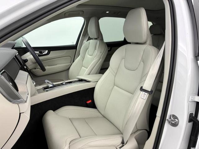 XC60 アルティメット B5 AWD Googleインフォテイメントシステム ランニングボード 電動チルトアップ機構付きガラス・サンルーフ harman/kardonプレミアムサウンドシステム アダプティブクルーズコントロール(15枚目)