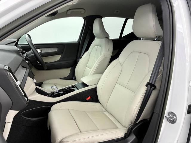 XC40 アルティメット B4 AWD Googleインフォテイメントシステム harman/kardonプレミアムサウンドシステム アダプティブクルーズコントロール ワイヤレススマートフォンチャージ 360°ドライブレコーダー(19枚目)