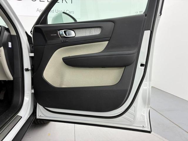 XC40 アルティメット B4 AWD Googleインフォテイメントシステム harman/kardonプレミアムサウンドシステム アダプティブクルーズコントロール ワイヤレススマートフォンチャージ 360°ドライブレコーダー(23枚目)