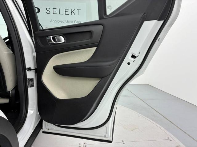 XC40 アルティメット B4 AWD Googleインフォテイメントシステム harman/kardonプレミアムサウンドシステム アダプティブクルーズコントロール ワイヤレススマートフォンチャージ 360°ドライブレコーダー(24枚目)