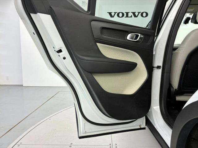 XC40 アルティメット B4 AWD Googleインフォテイメントシステム harman/kardonプレミアムサウンドシステム アダプティブクルーズコントロール ワイヤレススマートフォンチャージ 360°ドライブレコーダー(26枚目)