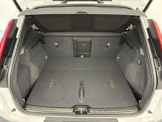 XC40 アルティメット B4 AWD Googleインフォテイメントシステム harman/kardonプレミアムサウンドシステム アダプティブクルーズコントロール ワイヤレススマートフォンチャージ 360°ドライブレコーダー(40枚目)