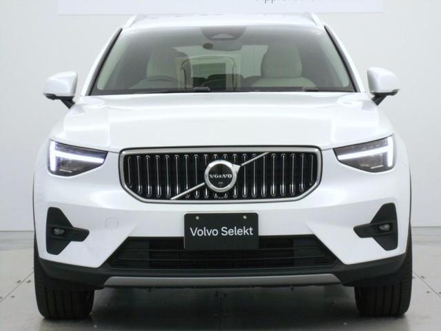 ＸＣ４０ ウルトラ　Ｂ４　ＡＷＤ　Ｇｏｏｇｌｅインフォテイメントシステム　ｈａｒｍａｎ／ｋａｒｄｏｎプレミアムサウンドシステム　アダプティブクルーズコントロール　ワイヤレススマートフォンチャージ　ＥＴＣ車載器（11枚目）