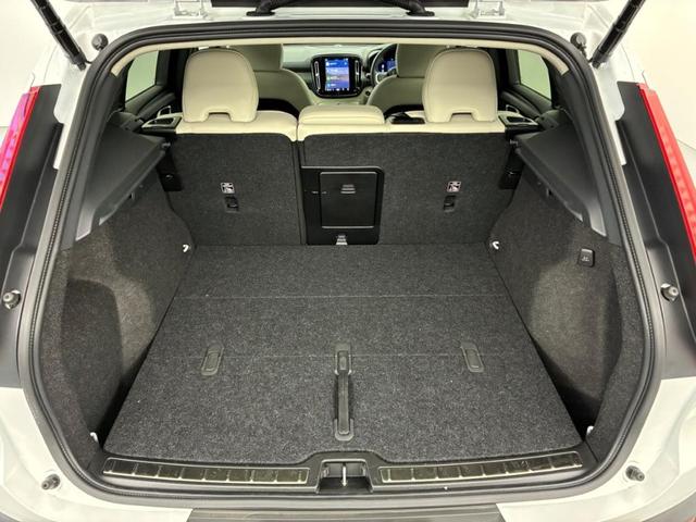 ＸＣ４０ ウルトラ　Ｂ４　ＡＷＤ　Ｇｏｏｇｌｅインフォテイメントシステム　ｈａｒｍａｎ／ｋａｒｄｏｎプレミアムサウンドシステム　アダプティブクルーズコントロール　ワイヤレススマートフォンチャージ　ＥＴＣ車載器（40枚目）