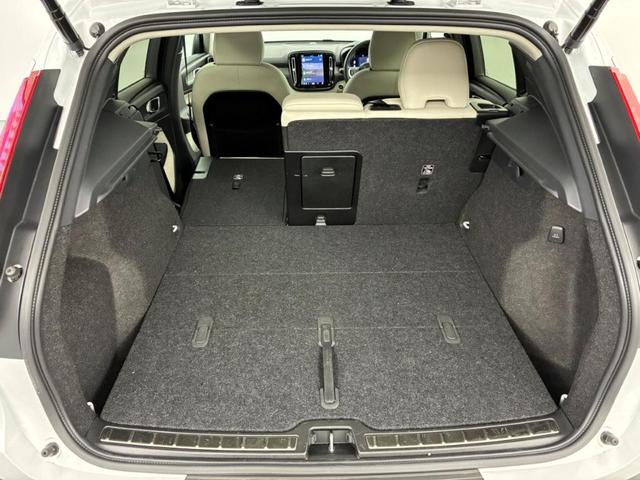 ＸＣ４０ ウルトラ　Ｂ４　ＡＷＤ　Ｇｏｏｇｌｅインフォテイメントシステム　ｈａｒｍａｎ／ｋａｒｄｏｎプレミアムサウンドシステム　アダプティブクルーズコントロール　ワイヤレススマートフォンチャージ　ＥＴＣ車載器（42枚目）