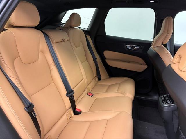 ＸＣ６０ ウルトラ　Ｂ５　ＡＷＤ　Ｇｏｏｇｌｅインフォテイメントシステム　ｈａｒｍａｎ／ｋａｒｄｏｎプレミアムサウンドシステム　アダプティブクルーズコントロール　電動チルトアップ機構付きガラス・サンルーフ（16枚目）