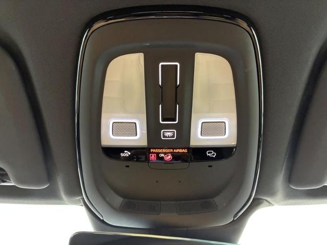 ＸＣ６０ ウルトラ　Ｂ５　ＡＷＤ　Ｇｏｏｇｌｅインフォテイメントシステム　ｈａｒｍａｎ／ｋａｒｄｏｎプレミアムサウンドシステム　アダプティブクルーズコントロール　電動チルトアップ機構付きガラス・サンルーフ（37枚目）