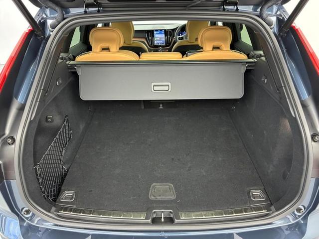 ＸＣ６０ ウルトラ　Ｂ５　ＡＷＤ　Ｇｏｏｇｌｅインフォテイメントシステム　ｈａｒｍａｎ／ｋａｒｄｏｎプレミアムサウンドシステム　アダプティブクルーズコントロール　電動チルトアップ機構付きガラス・サンルーフ（43枚目）