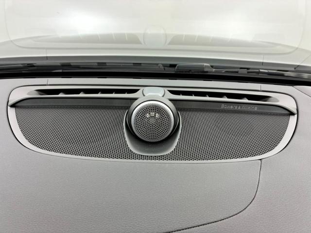 Ｖ６０ クロスカントリー　ウルトラ　Ｂ５　ＡＷＤ　Ｇｏｏｇｌｅインフォテイメントシステム　Ｂｏｗｅｒｓ＆Ｗｉｌｋｉｎｓプレミアムサウンドシステム　アダプティブクルーズコントロール　ワイヤレススマートフォンチャージ　ヘッドアップディスプレイ（4枚目）