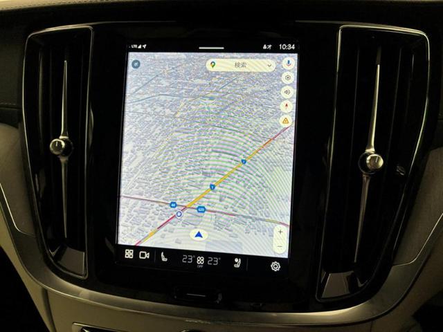 Ｖ６０ クロスカントリー　ウルトラ　Ｂ５　ＡＷＤ　Ｇｏｏｇｌｅインフォテイメントシステム　Ｂｏｗｅｒｓ＆Ｗｉｌｋｉｎｓプレミアムサウンドシステム　アダプティブクルーズコントロール　ワイヤレススマートフォンチャージ　ヘッドアップディスプレイ（26枚目）