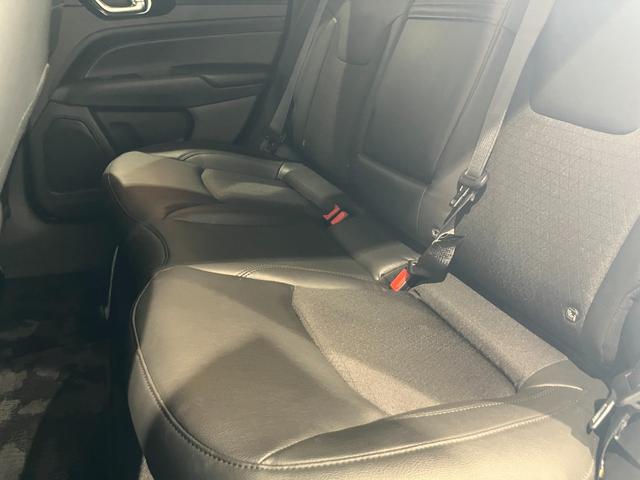 後部座席です。