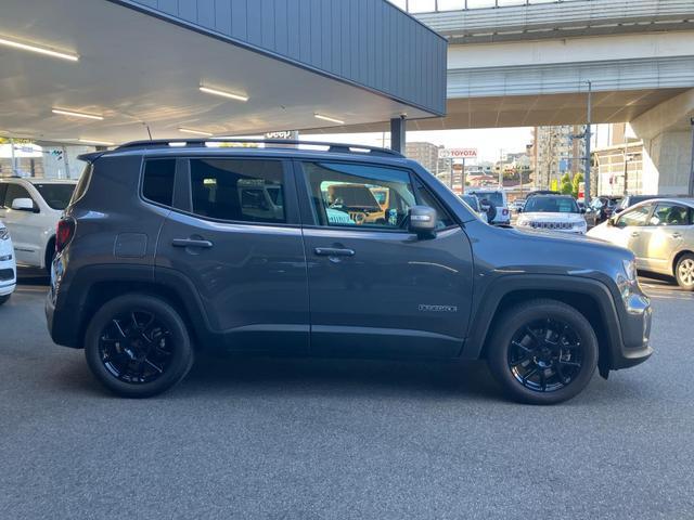 ジープ・レネゲード リミテッド　認定中古車保証　整備付　レザーシート　シートヒーター　純正ナビ　バックカメラ　アダプティブクルーズコントロール　ＥＴＣ（8枚目）